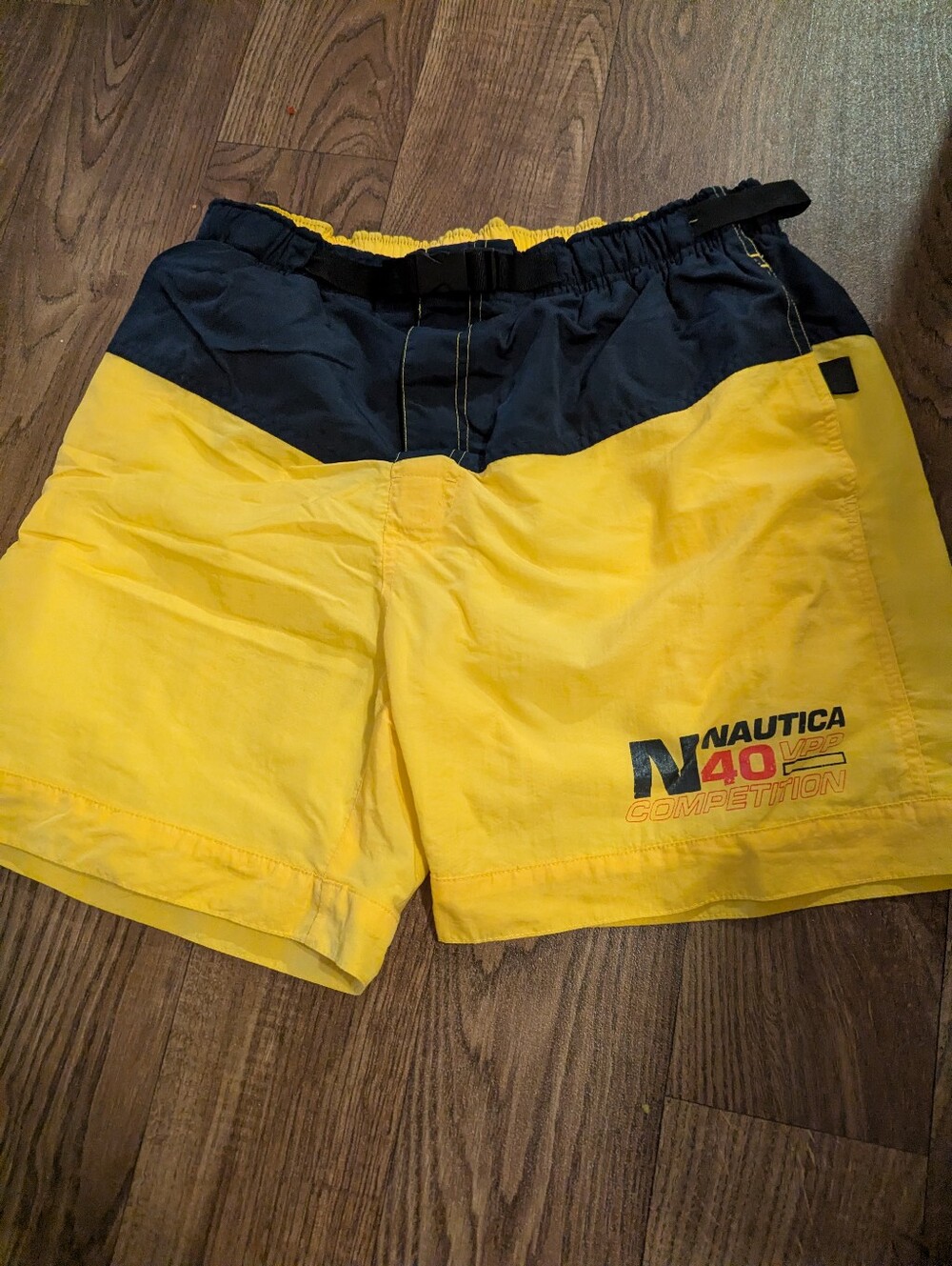 Nautica Competition Yellow Swim Trunk Shorts w/ Mesh Lining Medium Mens